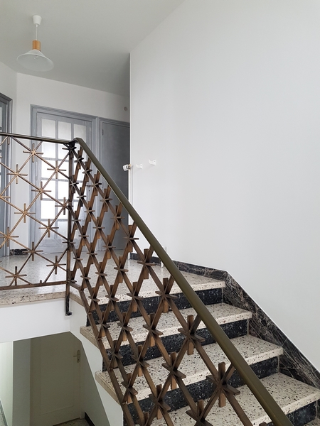 Coordination de travaux-Architecture d'intérieur-Peinture Décorative et Bâtiment- Reféction Cage d'escalier-Après Travaux-Gouard-Appartement