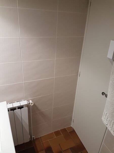 Coordinateur de Travaux <br/> Voici le Résultat Final de la Réfection <br/> D’une Salle de Bain, WC et Couloir d’entrée <br/> Après Travaux <br/> La Roche-de-Glun (26)