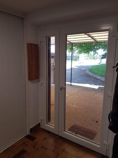 Coordinateur de Travaux <br/> Voici le Résultat Final de la Réfection <br/> D’une Salle de Bain, WC et Couloir d’entrée <br/> Après Travaux <br/> La Roche-de-Glun (26)