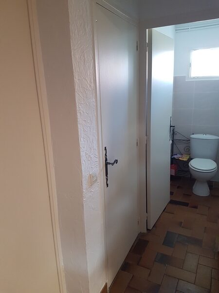 Coordinateur de Travaux <br/> Voici le Résultat Final de la Réfection <br/> D’une Salle de Bain, WC et Couloir d’entrée <br/> Après Travaux <br/> La Roche-de-Glun (26)